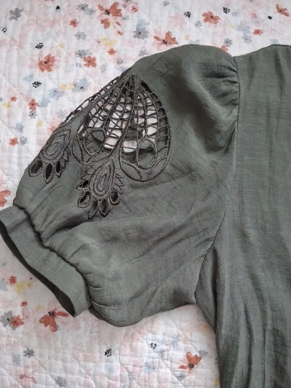 Nanette Lepore Olive Green Notch Neck Puff Sleeve Blouse